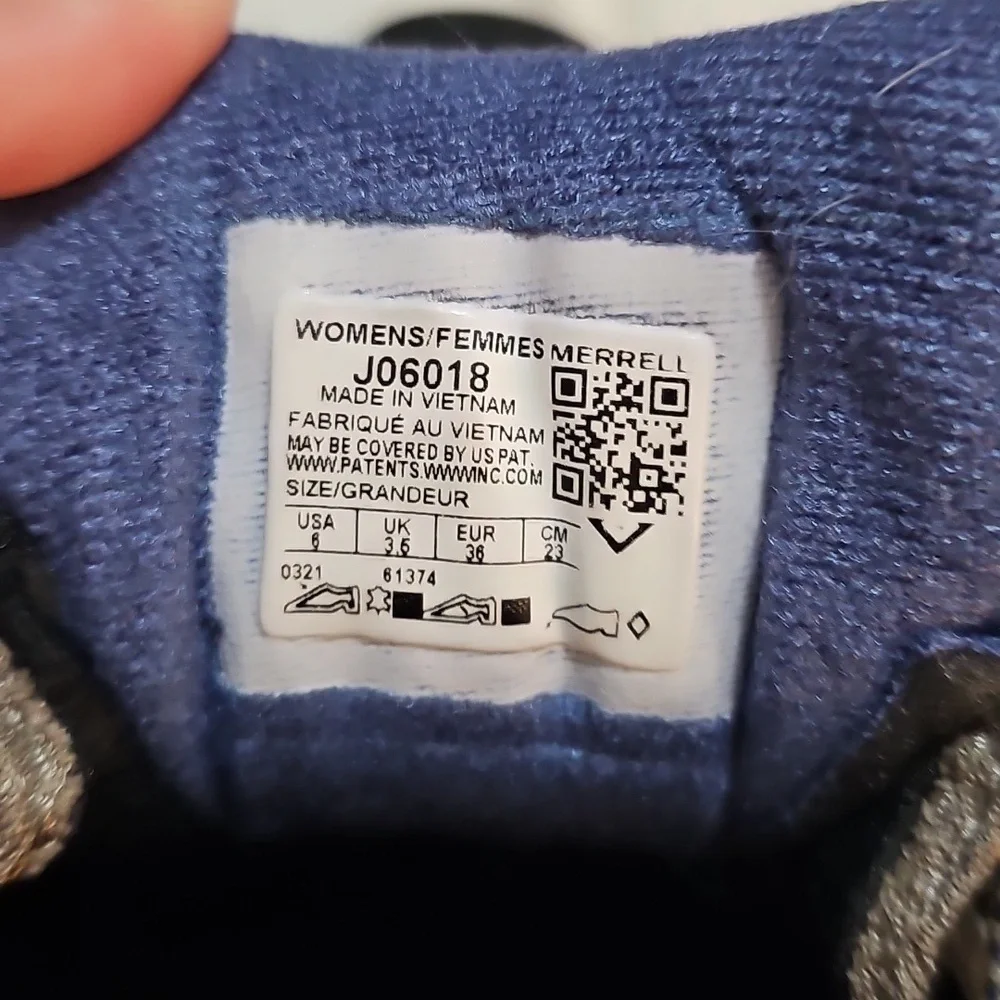 Merrell Gray and Blue Trail Shoes - Picture 4 of 10